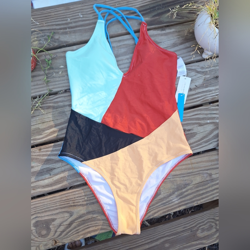NWT Colorblock One-Piece Swimsuit - Picture 2 of 5